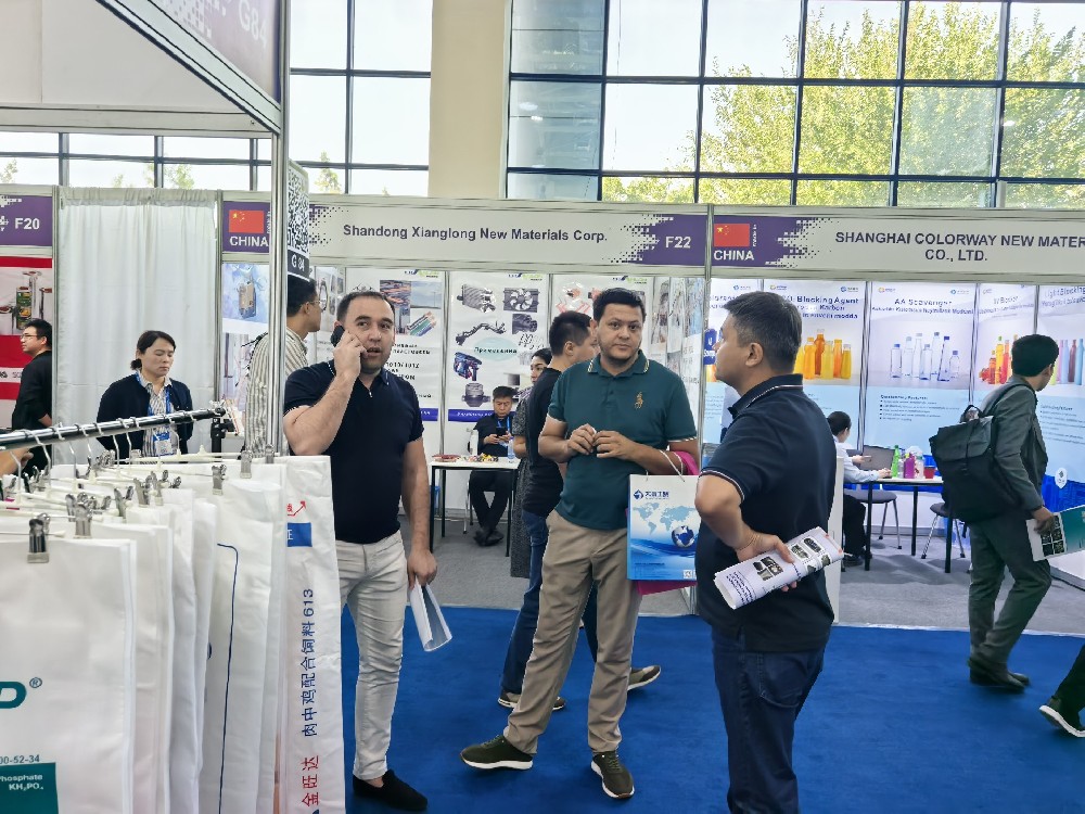 什邡市聯(lián)盛包裝有限公司董事長帶隊亮相烏茲別克展會，塑編袋與噸袋產(chǎn)品引海外關(guān)注