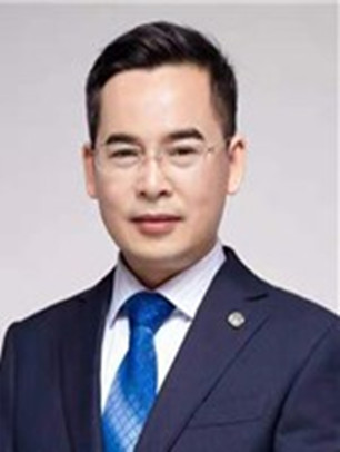 周偉